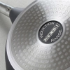 Patelnia indukcyjna Profi Line z odlewu aluminium powlekana tytanem śr