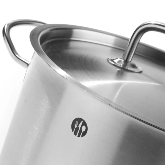 Garnek wysoki Kitchen Line z pokrywką 2,8 l śr. 160 x 140 h - Hendi 837108