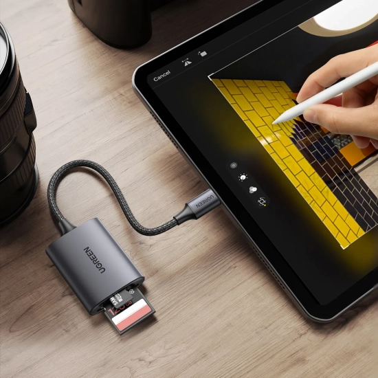 UGREEN Czytnik kart SD microSD MMC TF USB-C 5Gb/s - szary