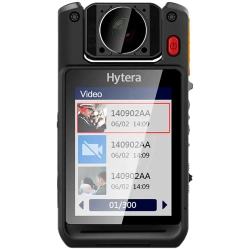 Zdjęcie produktu Kamera nasobna Hytera VM780 128 GB 1080p 4G IP68; dokładny wariant VM780 128 GB NLR, EAN 5906110990598. Zdjęcie produktu Kamera nasobna Hytera VM780 128 GB 1080p 4G IP68; dokładny wariant VM780 128 GB NLR, EAN 5906110990598.