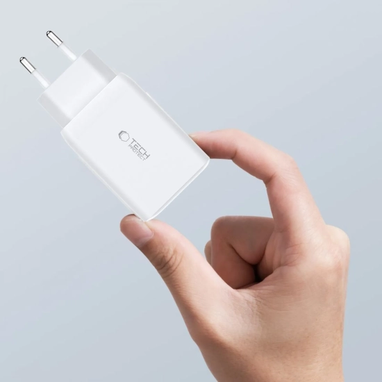 Tech-Protect Ładowarka sieciowa USB-C USB-A C65W PD 65W QC - biała