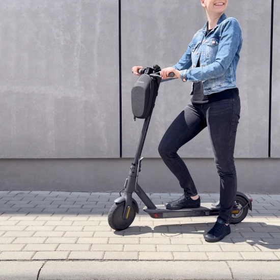 WOZINSKY Wodoodporna torba na kierownicę hulajnogi torba na hulajnogę 4l