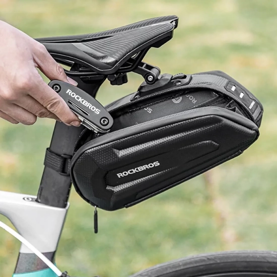 ROCKBROS Torba rowerowa mocowana pod siodełko na zaczep szybkozłączke 1.8l