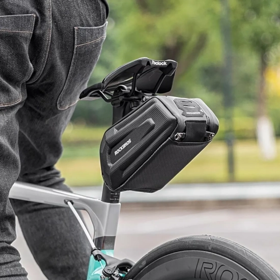 ROCKBROS Torba rowerowa mocowana pod siodełko na zaczep szybkozłączke 1.8l