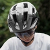 ROCKBROS Kask rowerowy młodzieżowy LK-67 z odpinanym daszkiem 54–58 cm