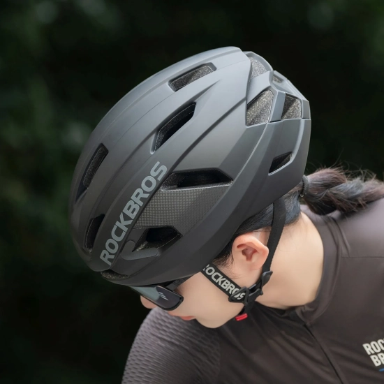 ROCKBROS Kask rowerowy LK-15 z włókna węglowego 58-62 cm - czarny