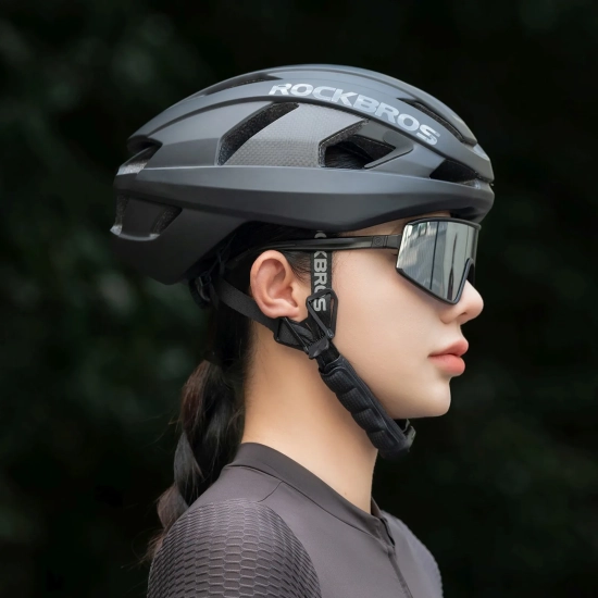 ROCKBROS Kask rowerowy LK-15 z włókna węglowego 58-62 cm - czarny