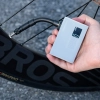ROCKBROS Pompka akumulatorowa kompresor LED 420mAh 120 psi - czarna