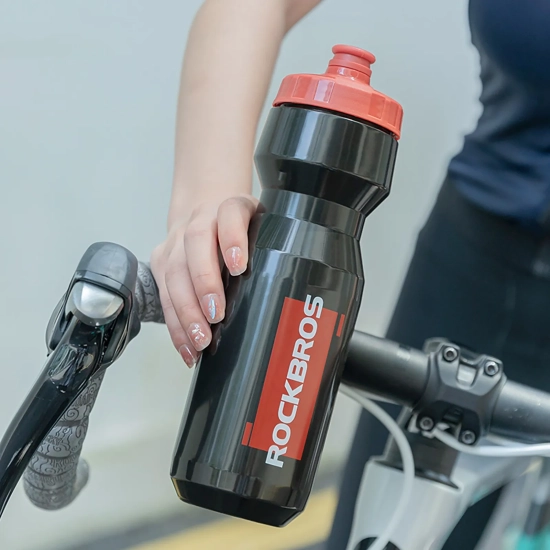 ROCKBROS Bidon rowerowy butelka 750 ml - czarno czerwona