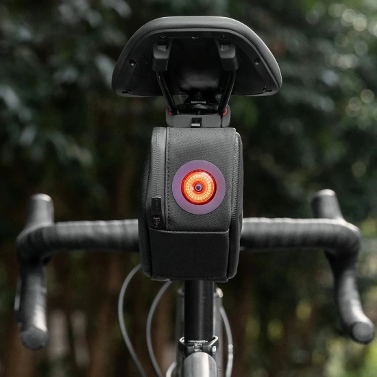 ROCKBROS Torba rowerowa podsiodłowa z inteligentną lampką tylną 0.45 l