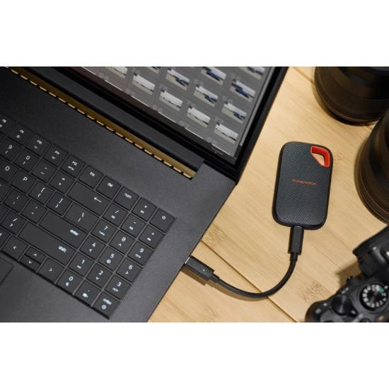 SanDisk extreme portable SSD triple USB/1 TB external drives 2000 MB/s(r)