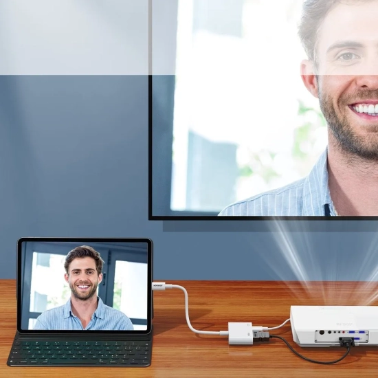 JOYROOM Adapter przejściówka z iPhone Lightning na HDMI FullHD + Lightning