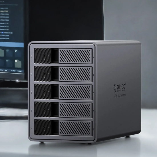 ORICO Macierz dyskowa 9858T3 z Thunderbolt 3 na 5 dysków 2.5'' / 3.5''