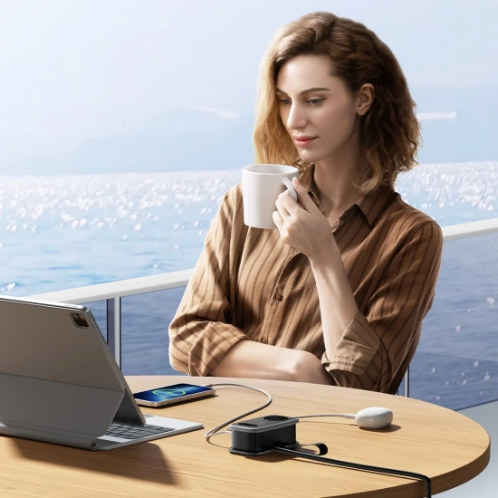 ORICO Listwa zasilająca 5w1 AC USB-A USB-C 15.5W - czarna