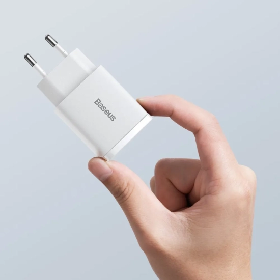 Baseus Ładowarka sieciowa Compact CCXJ-B02 20 W USB-C USB-A biała