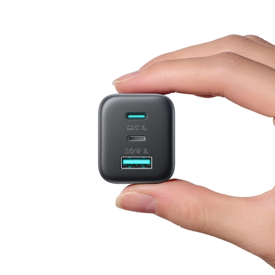 JOYROOM Ładowarka sieciowa USB-C iPhone Lightning USB-A GaN 45W - czarna
