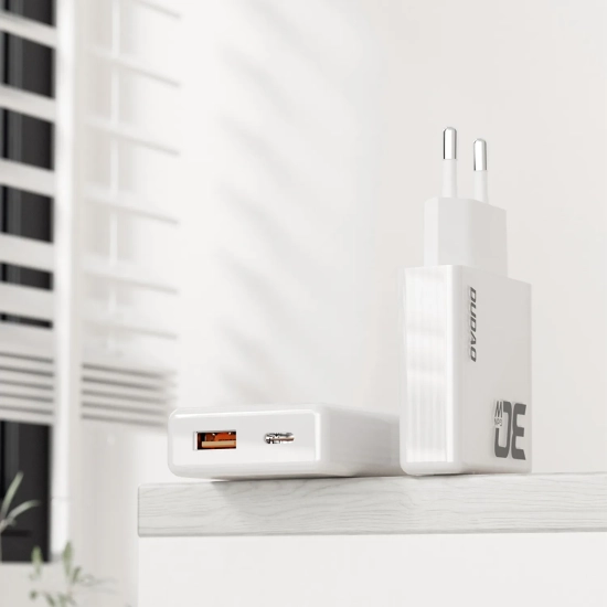 DUDAO Ładowarka sieciowa GaN 30W USB-A - USB-C z kablem USB-C - biała