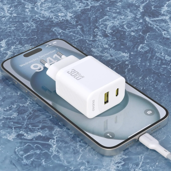 DUDAO Ładowarka sieciowa USB-A USB-C z kablem USB-C GaN PD 30W - biała