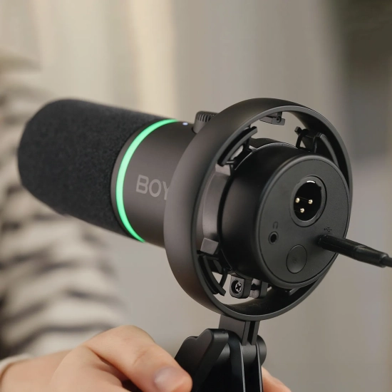 BOYA Mikrofon dynamiczny gamingowy przewodowy USB XLR RGB - czarny