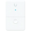UBIQUITI dpter provides power 25GbE connectivity to two connected Wve