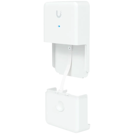 UBIQUITI dpter provides power 25GbE connectivity to two connected Wve