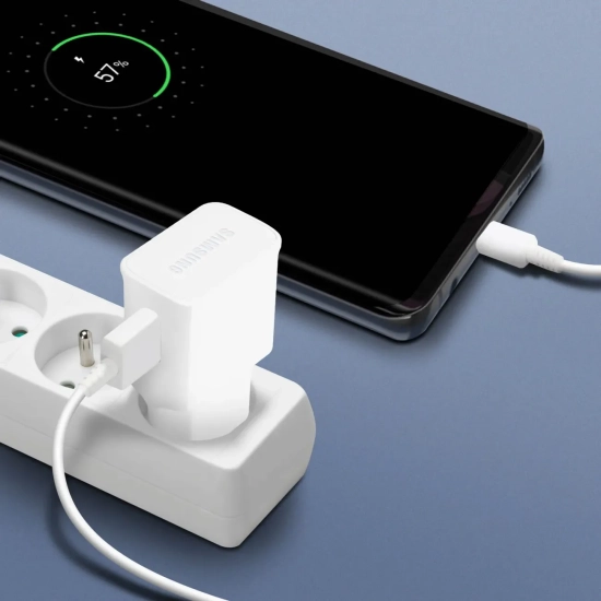 Ładowarka sieciowa Samsung USB-A 15W z kablem USB-A - USB-C - biała